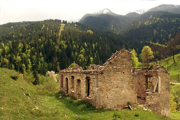 13. Ругова, Косово