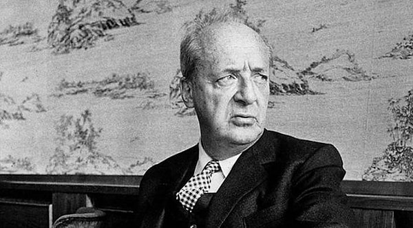 4. Роман "История одного города" написал Владимир Набоков?