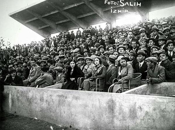 25. Alsancak Atatürk Stadyumu, İzmir, 1930.