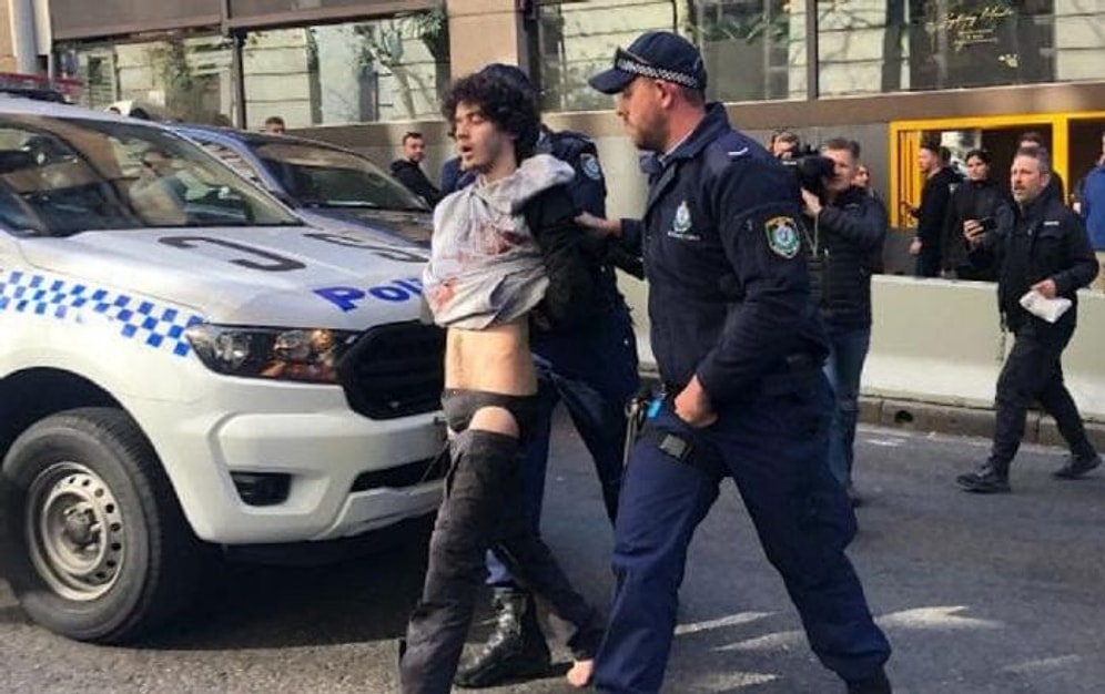 Bir Kadını Öldürüp Diğerini de Yaralamıştı: Avustralya'daki Bıçaklı Saldırganın Kıbrıslı Türk Mert Ney Olduğu Ortaya Çıktı