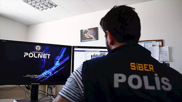 Bir istihbaratı değerlendiren Siber Suçlarla Mücadele Şube Müdürlüğü ekipleri bir hafta boyunca şüphelileri takip etti.