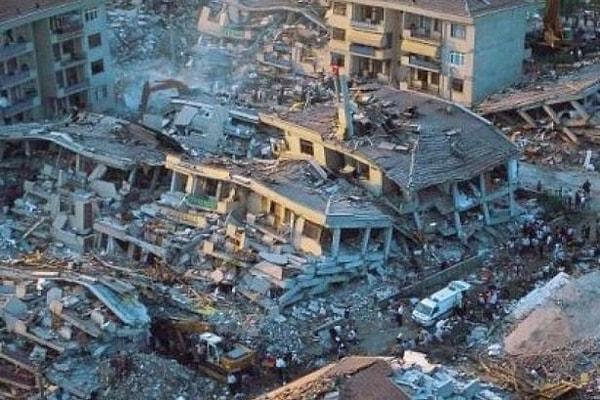 1999 Gölcük depremi: 18 binden fazla kişi hayatını kaybetti