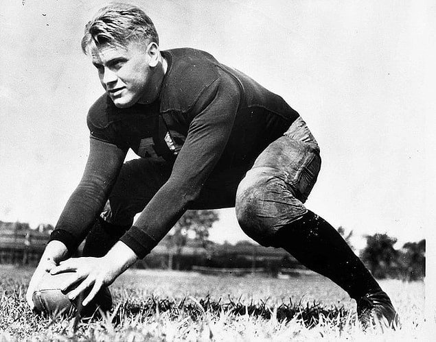 4. Le président Gerald Ford a modelé dans sa jeunesse.