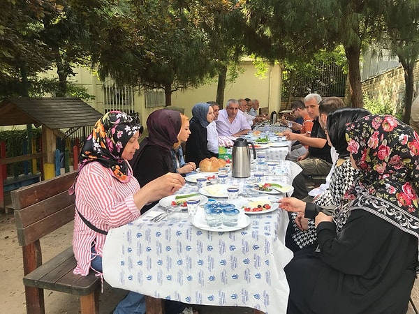 Piknik ve organizasyonlar ile eğlenceli anları ertelemezler.