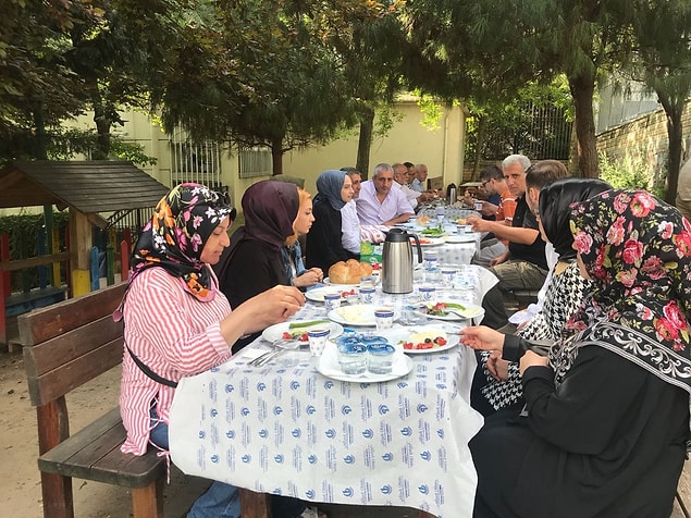 Piknik ve organizasyonlar ile eğlenceli anları ertelemezler.