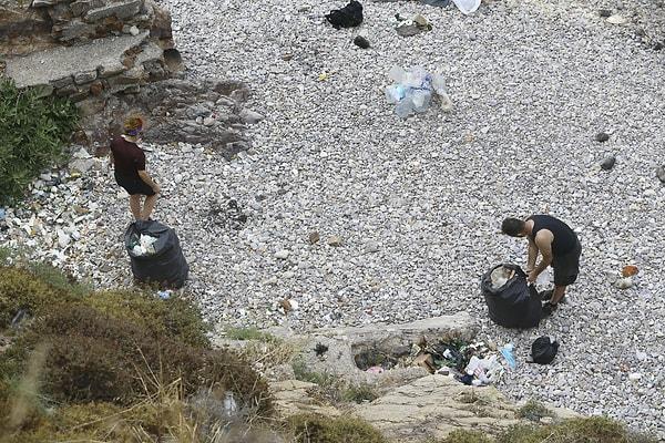 "Uluslararası deniz çöpünden sanat yapanlar" grubundaki tek Türk