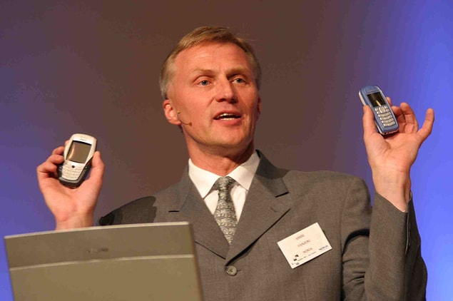 4. 2010 yılında Nokia'nın CEO'su Anssi Vanjoki, Android kullanmayı Finlandiyalı çocukların ısınmak için pantolonlarına işemesine benzetmişti.
