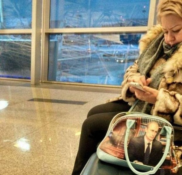 21. Когда слишком любишь президента РФ