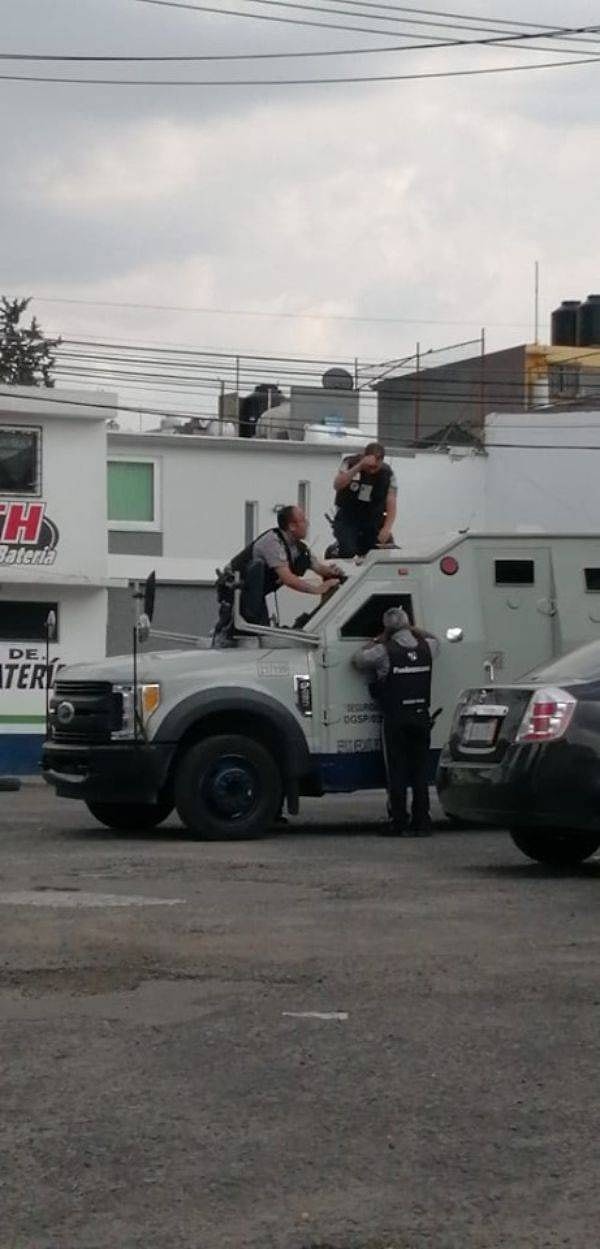 15. "Забыли ключи в бронированном авто"