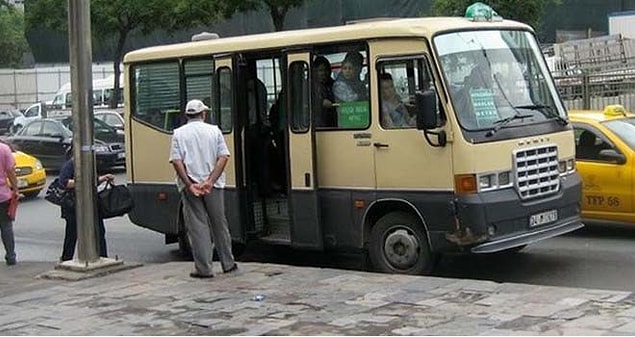 Dolmuş ücretleri de 2 liradan 2.5 liraya yükseldi.