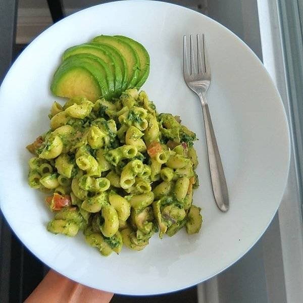 23. А вы что скажете? Может, лет через 30 вся еда в ресторанах такой станет?