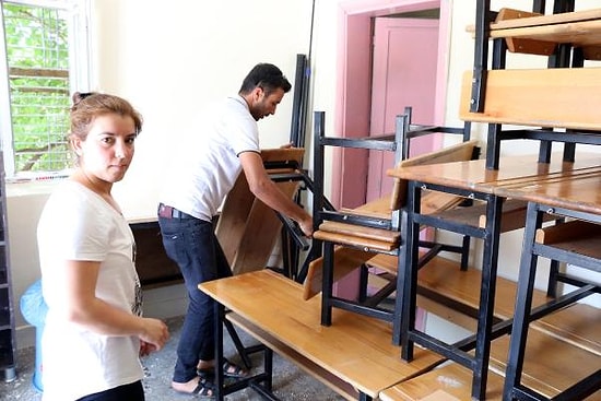 Öğretmen Samet Üçler, Çalıştığı Okulu Eşi ile Birlikte Temizledi: 'Tüm Öğrencileri Kendi Çocuğumuz Gibi Görüyoruz'