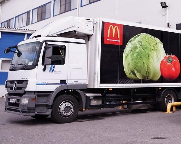 1. McDonald’s kamyonları, restoranlarda kullanılan kızartma yağıyla çalışıyor.
