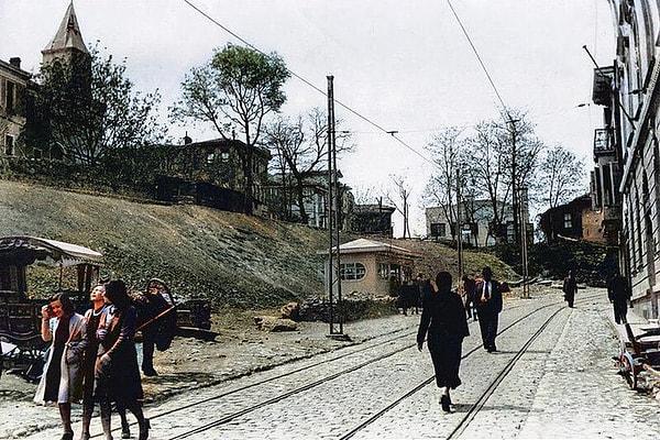 7. İstanbul, 1940.
