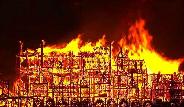1666 - Büyük Londra Yangını başladı ve üç gün sürdü; 13.200 ev ve 87 kilise kül oldu.