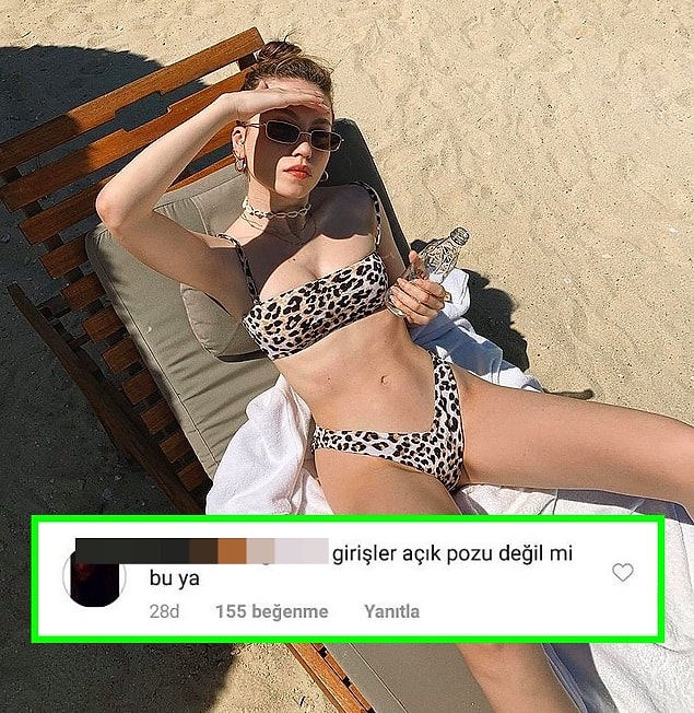 Yine tatilden bikinili bir pozunu paylaşan Duygu Özarslan'a da akılalmaz yorumlar gelmişti...