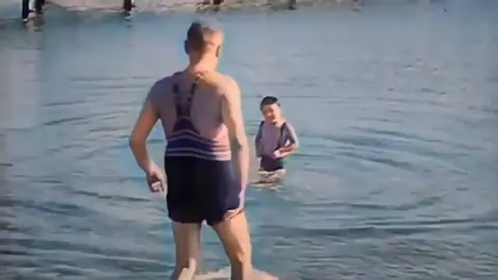 Atatürk'ün Florya'da Denize Girerken Kaydedilen Görüntüleri İleri Teknikle Renklendirildi!