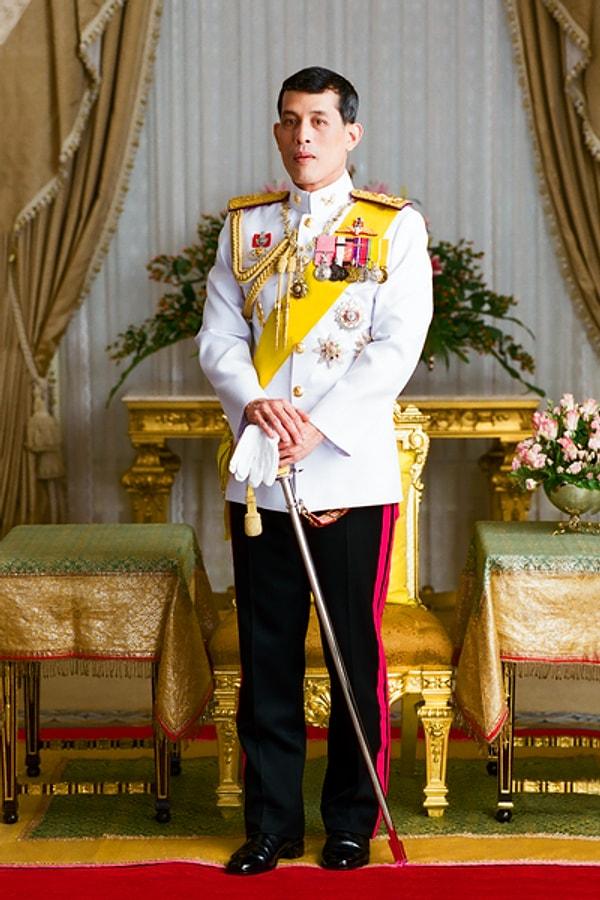 1. Tayland Kralı Maha Vajiralongkorn - 30 Milyar Dolar