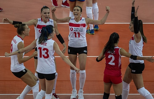 Canınız Sağ Olsun Filenin Sultanları! Avrupa Kadınlar Voleybol Şampiyonası Finalinde Sırbistan’a Kaybettik