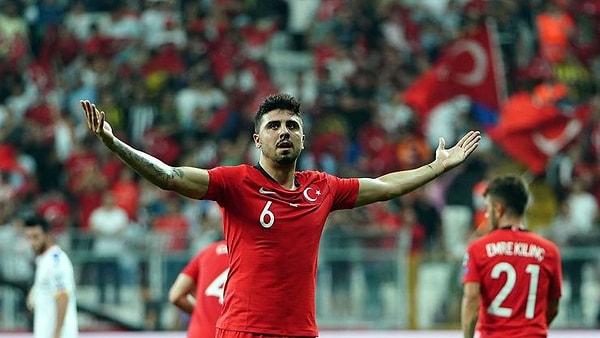 Grubu 4 galibiyet 1 mağlubiyet ile sürdüren Türkiye, ilk maçta 4-0 yendiği Moldova karşısında mutlak galibiyet peşinde.