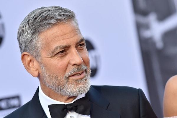2. "George Clooney, 8 yaşındayken giydiğim Google sweatshirtüme iltifat etmişti. Basit zamanlardı."