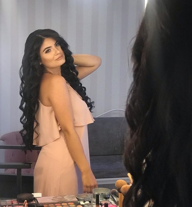 Turbanini Cikaran Eski Gelin Adayi Hanife Gurdal Bikinili Fotografini Paylasti Ortalik Karisti Turbanini Cikaran Eski Gelin Adayi Hanife Gurdal Bikinili Fotografini Paylasti Ortalik Karisti