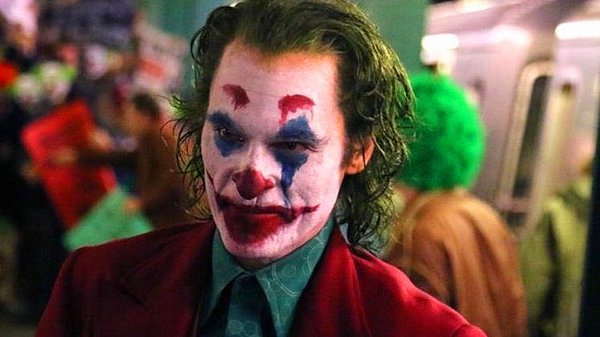 9. Venedik Film Festivali’nde Altın Aslan ödülünün sahibi Joker filmiyle Todd Phillips’in oldu!