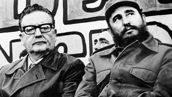 1973 - Şili'nin ilk sosyalist Başkanı Salvador Allende, Pinochet önderliğindeki ordu tarafından devrildi. Darbe sırasında Allende öldürüldü.