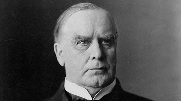1901 - ABD Başkanı William McKinley öldü ve yerine Başkan Yardımcısı Theodore Roosevelt geçti. McKinley 6 Eylül 1901'de New York'ta fuar açarken, Polonyalı Leon Czolgosz tarafından yapılan suikast sonucunda vurulmuştu.