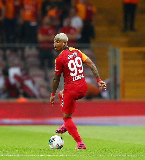 Galatasaray'ın yeni transferi Mario Lemina, 30. dakikada sakatlık nedeniyle oyundan çıkarken yerine Ömer Bayram oyuna dahil oldu.
