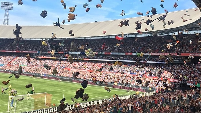 Feyenoord Maçına Davet Edilen Hasta Çocuklara Muhteşem Sürpriz!