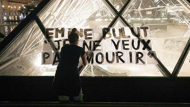 Müzeye asılan afişler arasında "ölmek istemiyorum" haykırışıyla Türkiye gündemine oturan Emine Bulut’un sözleri de vardı.