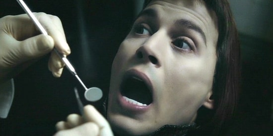 Geçmek Bilmeyen Diş Problemlerinden Muzdarip Olanlar İçin Evde Uygulanabilecek 10 Uzman Tavsiyesi