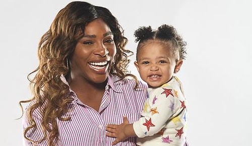 23 Grand Slam şampiyonluğu ve çift kadınlarda üç, tek kadınlarda bir olimpiyat altın madalyası olan, müthiş hırsı ile tanıdığımız Serena Williams aynı zamanda kızına çok düşkün bir anne.