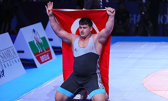 Güreşçi Rıza Kayaalp'ten Tarihi Başarı: 4. Kez Dünya Şampiyonu!