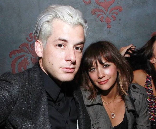 18. Рашида Джонс и Марк Ронсон были вместе в 2002-2004