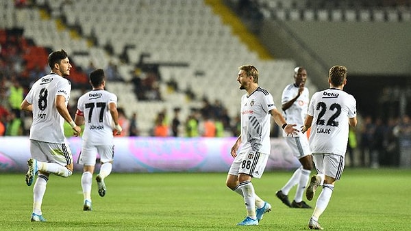 Beşiktaş Avrupa arenasına çıkıyor! Temsilcimiz UEFA Avrupa Ligi K Grubu'nda Slovan Bratislava ile karşılaşacak!