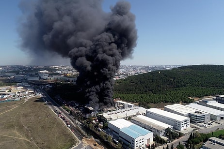 Tuzla'da Bir Fabrikada Yangın Çıktı: Patlamaların Yaşandığı Fabrikada Yaralılar Var