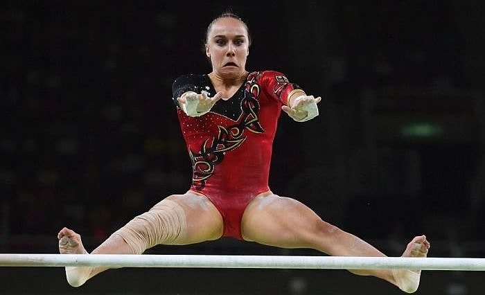 18 неожиданных гифок, которые удивят тем, что там происходит :)