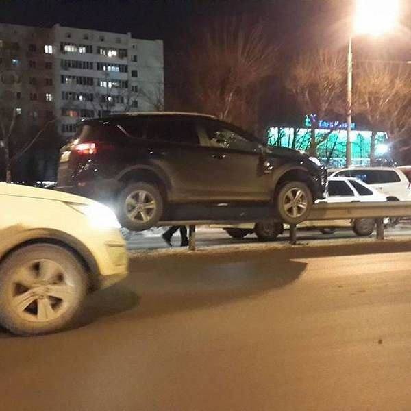 9. Мда уж, чего только не встретишь на дорогах!