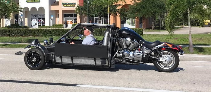 48 машин, владельцы которых явно хотели выделиться из толпы (и у них удалось!)