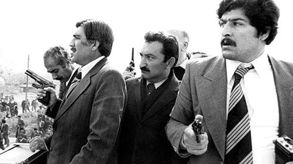 1973 - Seçim gezisi için Isparta'ya gelen CHP Genel Başkanı Bülent Ecevit taş ve şişe yağmuruna tutuldu.