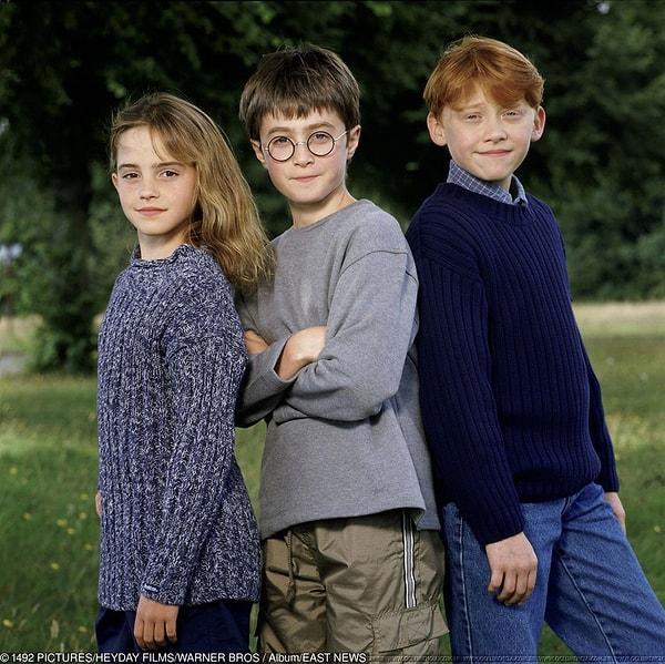 23. Harry Potter And The Sorcerer’s Stone döneminden Emma Watson, Daniel Radcliffe, ve Rupert Grint, 2000