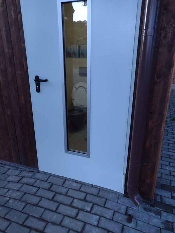 8. Унитаз не для стесняшек