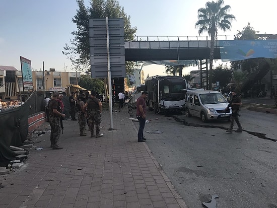 Adana'da Polis Aracına Bombalı Saldırı: 5 Yaralı