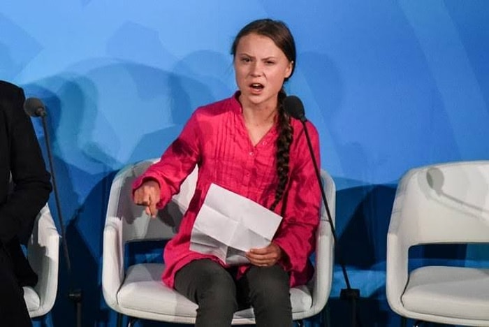 Greta Thunberg, Trump'ın Hakkındaki Sözleriyle Profilini Güncelledi: 'Parlak Bir Gelecek Ümit Eden Çok Mutlu Genç Bir Kız'