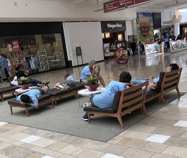 10. Не берите их с собой на шоппинг!