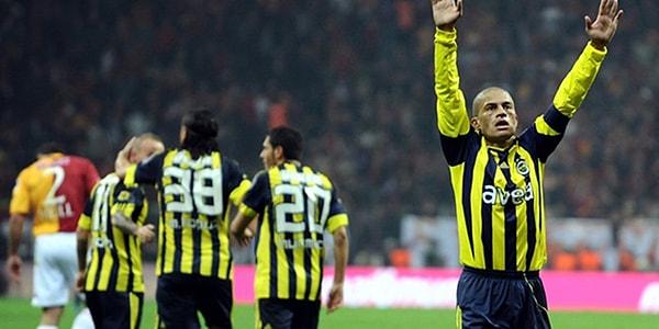 Yeni stadındaki ilk derbiyi 18 Mart 2011 tarihinde Fenerbahçe ile oynayan Galatasaray, karşılaşmayı 2-1 kaybetmişti.