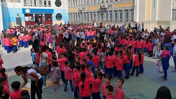 İstanbul Valiliği, İstanbul'da ilk ve orta dereceli okulların bugün tatil edildiğini açıkladı.