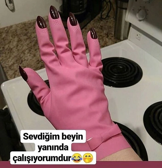 İnsan hayret ediyor...